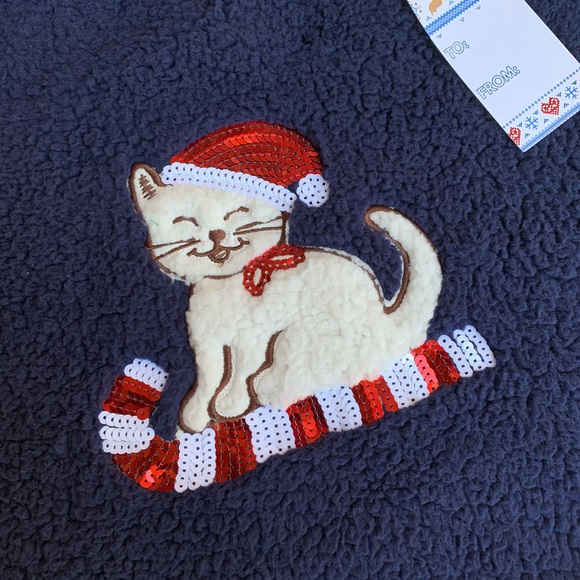 Wallflower Fuzzy Christmas Kitten Sweatshirt Large - Picture 3 of 7